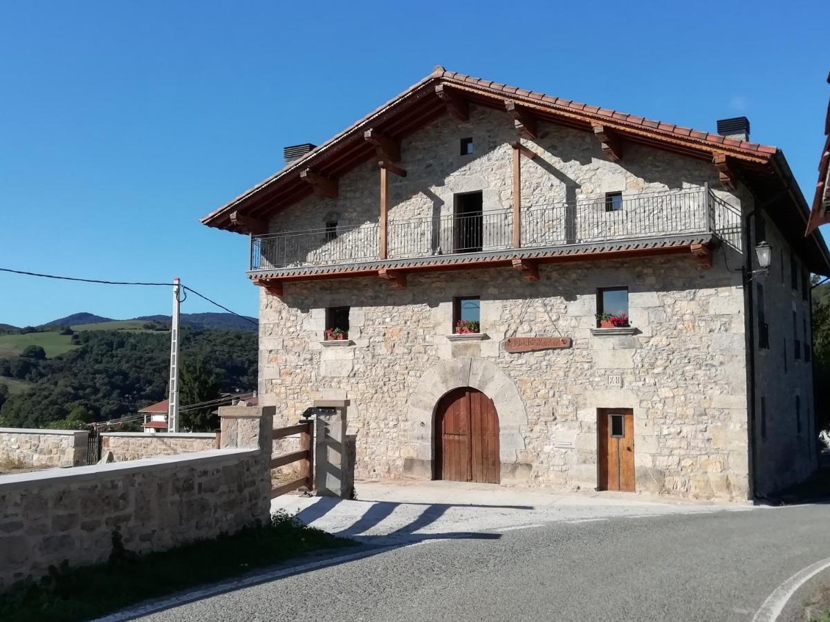 Casa Rural Juangoxenea Ihaben 외부 사진